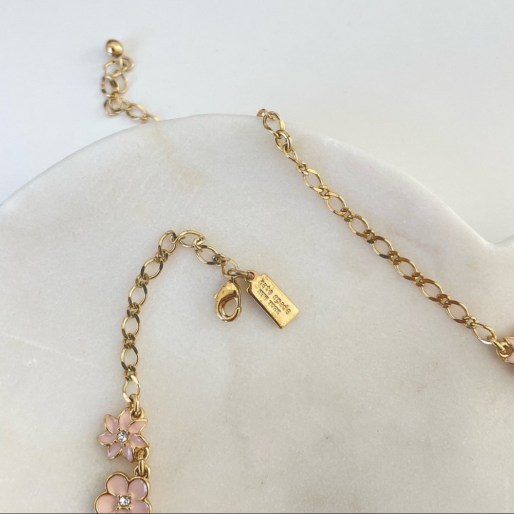 Kate Spade Dainty Daisy Necklace - Picture 4 of 6